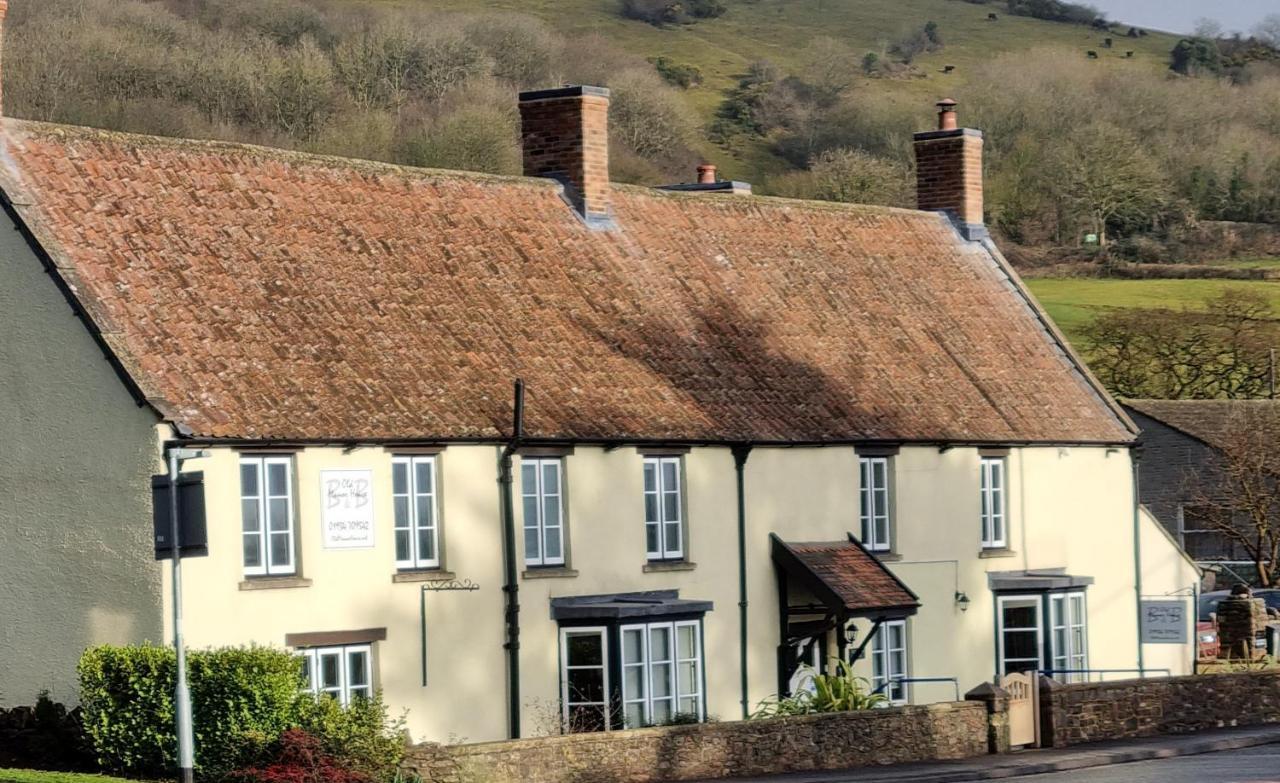 Axbridge Old Manor House Bed & Breakfast エクステリア 写真
