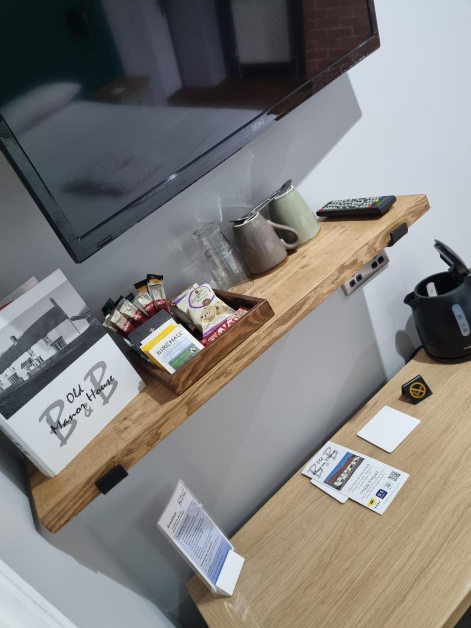 Axbridge Old Manor House Bed & Breakfast エクステリア 写真